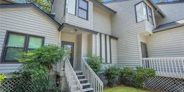 19 Lemoyne Avenue