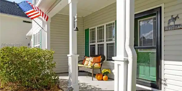 8 Arbormeade Circle
