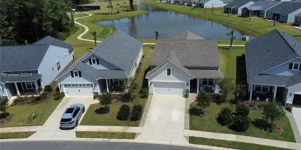 10 Slash Pine Drive