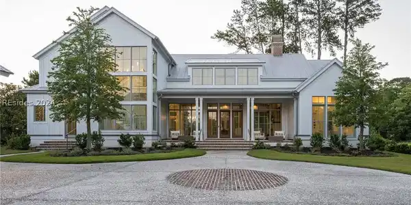 303 Mount Pelia Road