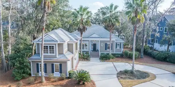 9 Hanover Way