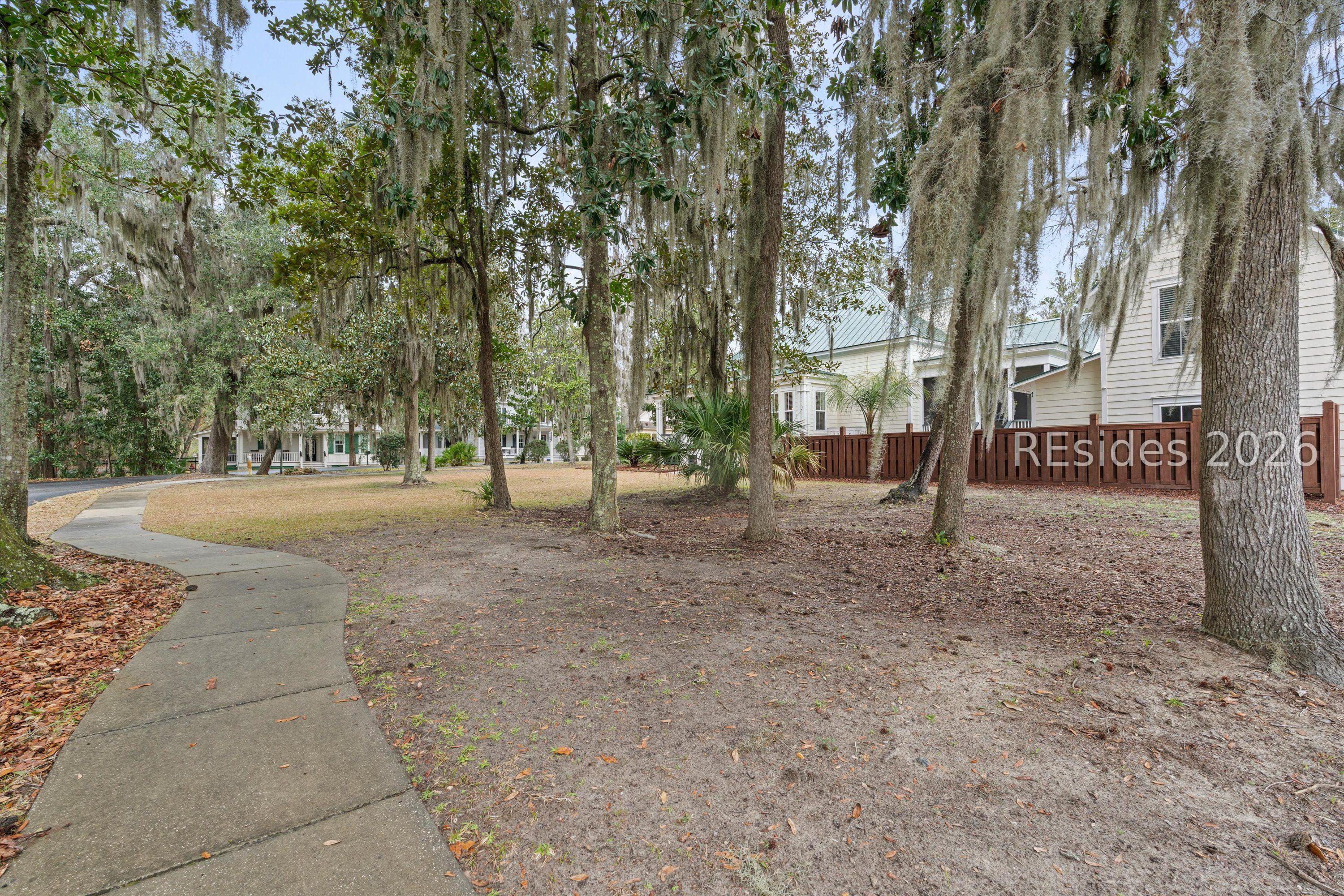 Image 2: Just waiting for you to build your dream home!