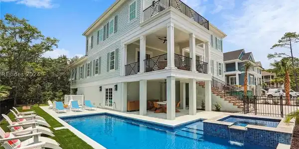 1 Barrier Beach Cove