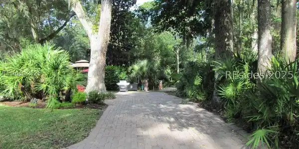 133 Arrow Rd., #240
