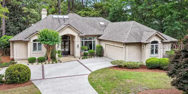 9 Clearwater Lane