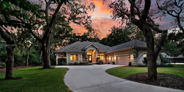 112 Coggins Point Road