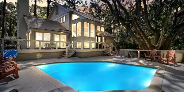 9 Bald Eagle Road W