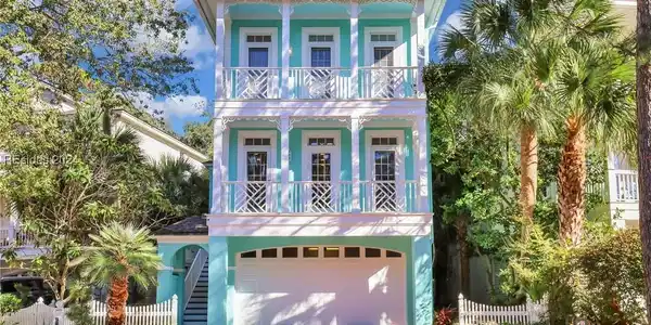 67 Bermuda Pointe Circle