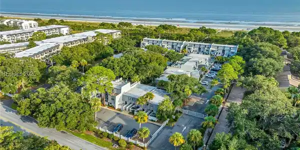 31 S Forest Beach