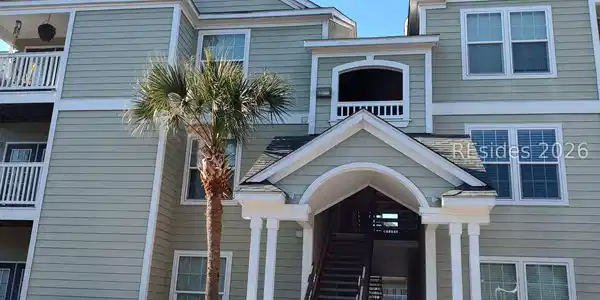 100 Kensington Boulevard