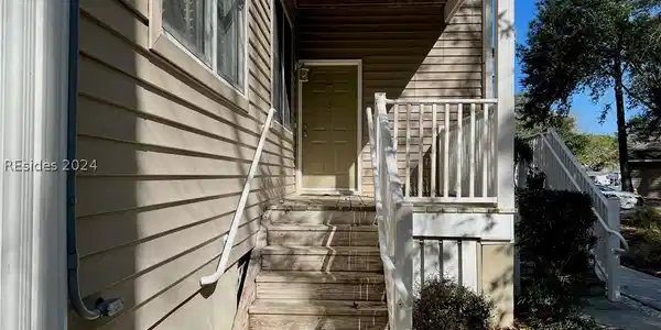 48 Summerfield Court
