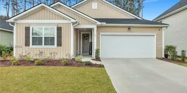 41 Mainland Lakes Drive