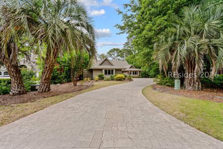 28 Lenora Drive