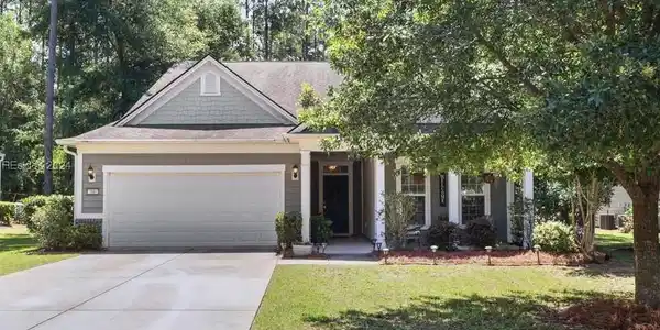 94 Bainbridge Way