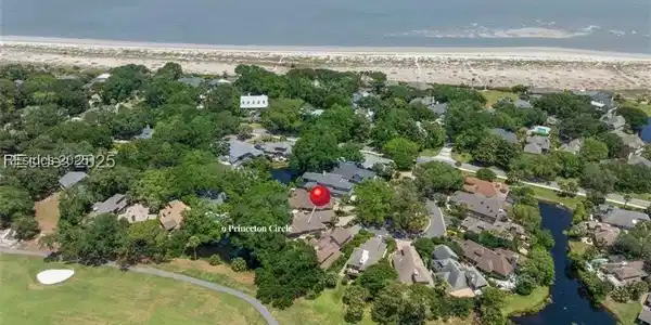 9 Princeton Circle
