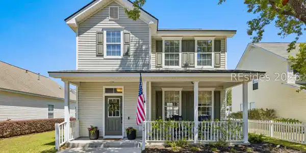 32 3rd Avenue