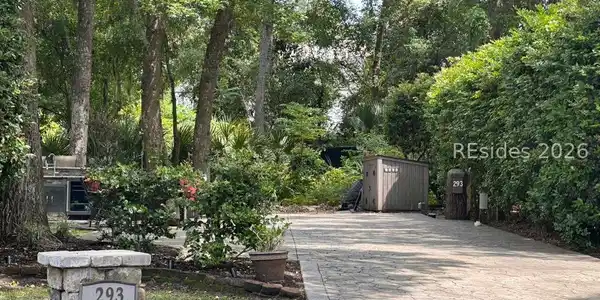 Image 2: Front view of Lot #371 (LARGE, PERIMETER LOT)