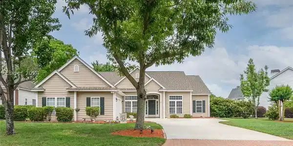 2 Oak Hill Lane