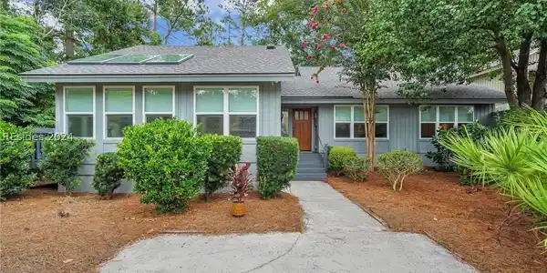 11 Fawn Lane