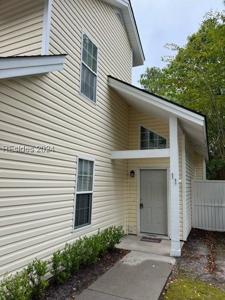11 Lake Linden Lane