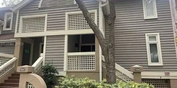 74 Ocean Lane