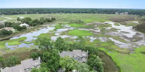 3 Pine Island Court