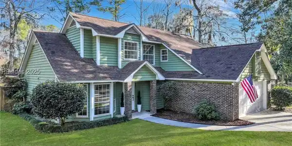 37 Chesterfield Drive