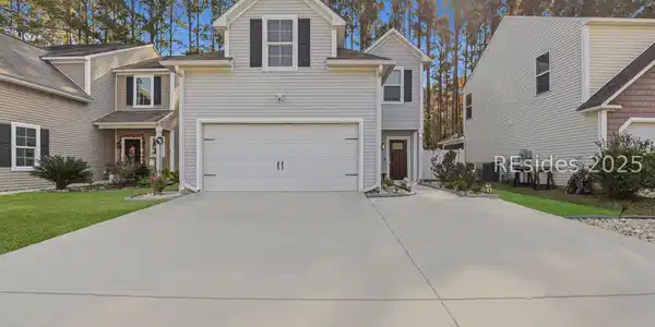 44 Running Oak Drive