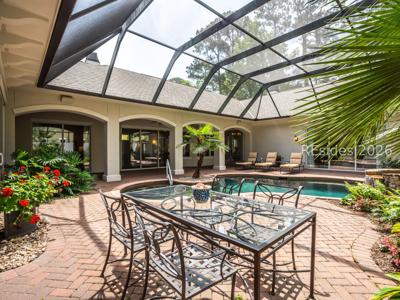 4 Bellfield Court