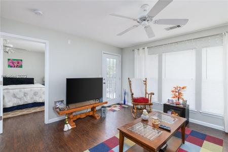 100 Kensington Boulevard