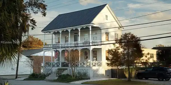 708 King Street