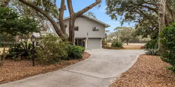 3 Stuart Place