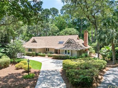 14 Jingle Shell Lane