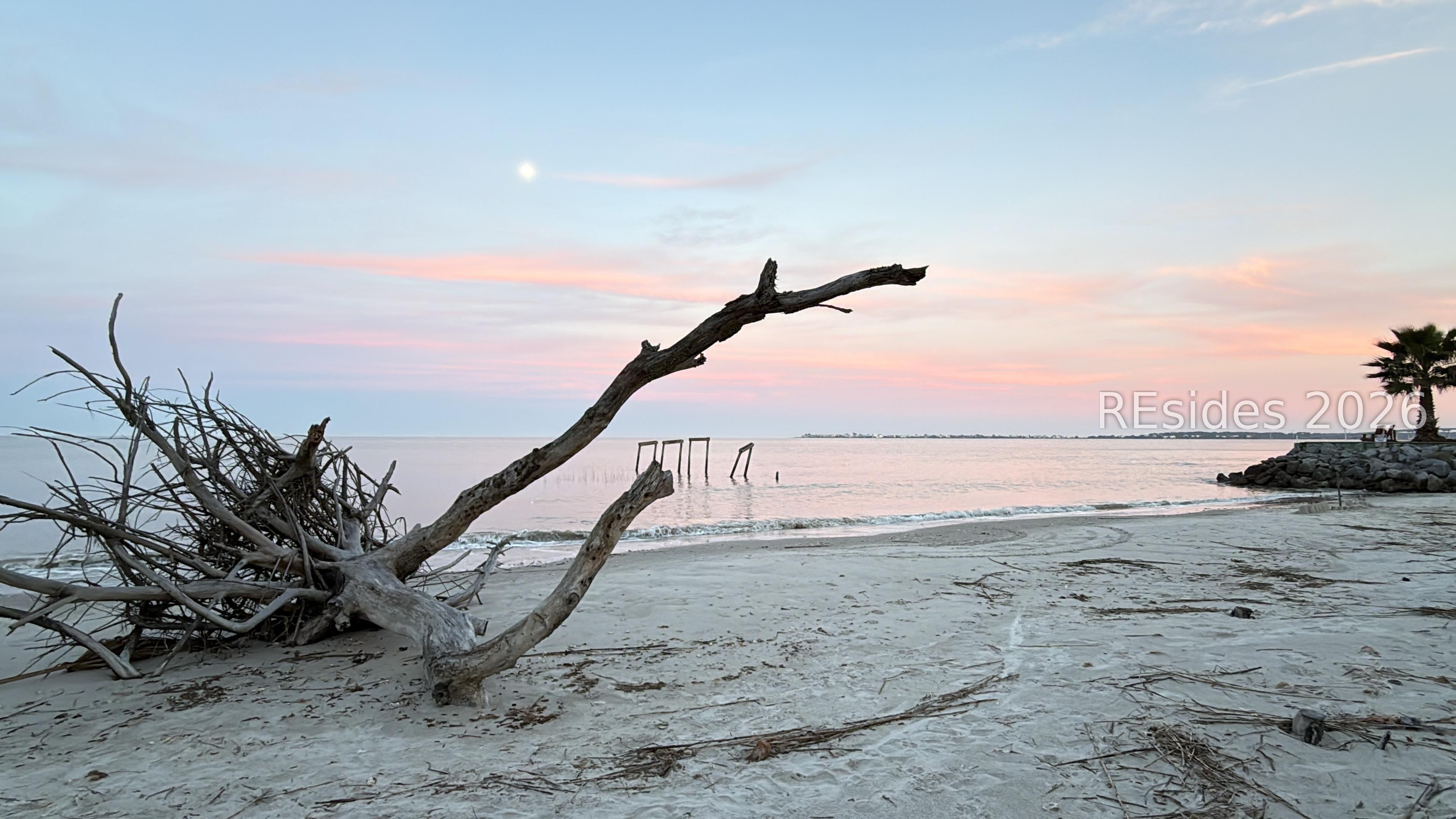 Image 4: Beach at Coffin Point Plantation