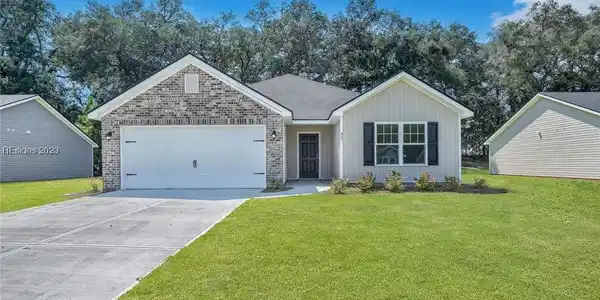 316 Founders Walk