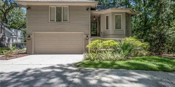 6 Pender Lane