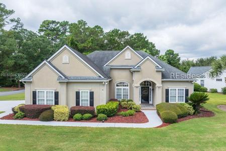 10 Crescent Circle
