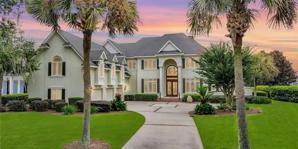 278 Belfair Oaks Boulevard
