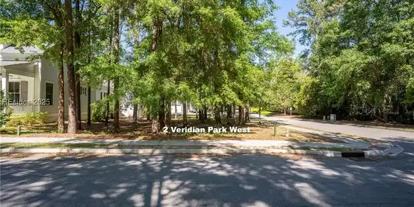 2 Veridian Park W