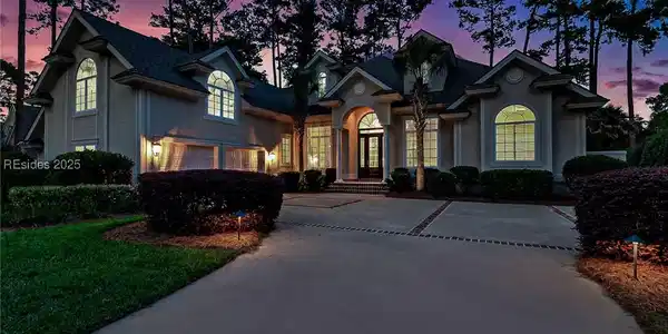 536 Colonial Drive