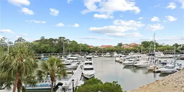 13 Harbourside Lane