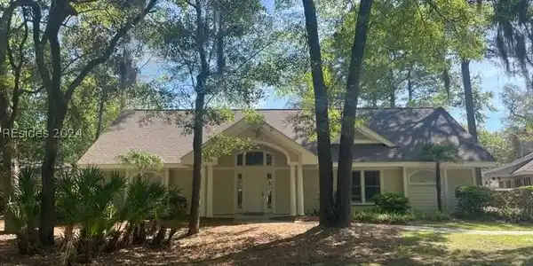 14 Aberdeen Court