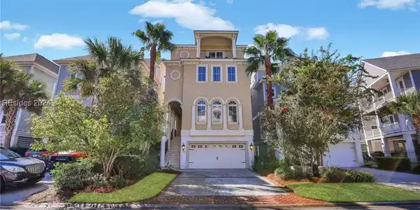 114 Sandcastle Court