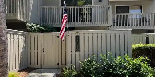 226 S Sea Pines Drive
