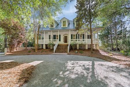 104 Barnaby Bluff