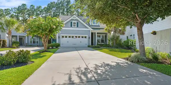11 Lilydipper Court