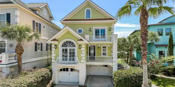 76 Bermuda Pointe Circle