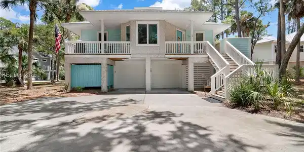 1 Ibis Ct