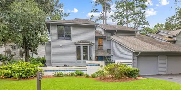 19 Lake Forest Drive