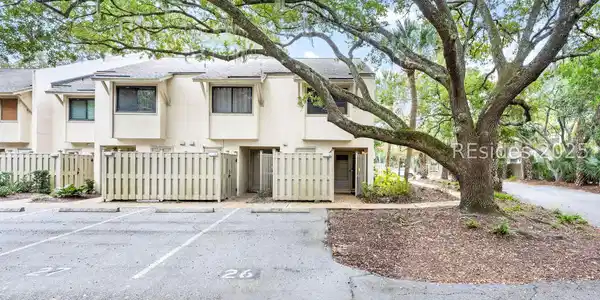 17 Lagoon Road